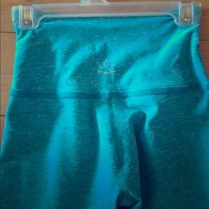 Beyond Yoga XS Aqua space-dye high waist legging